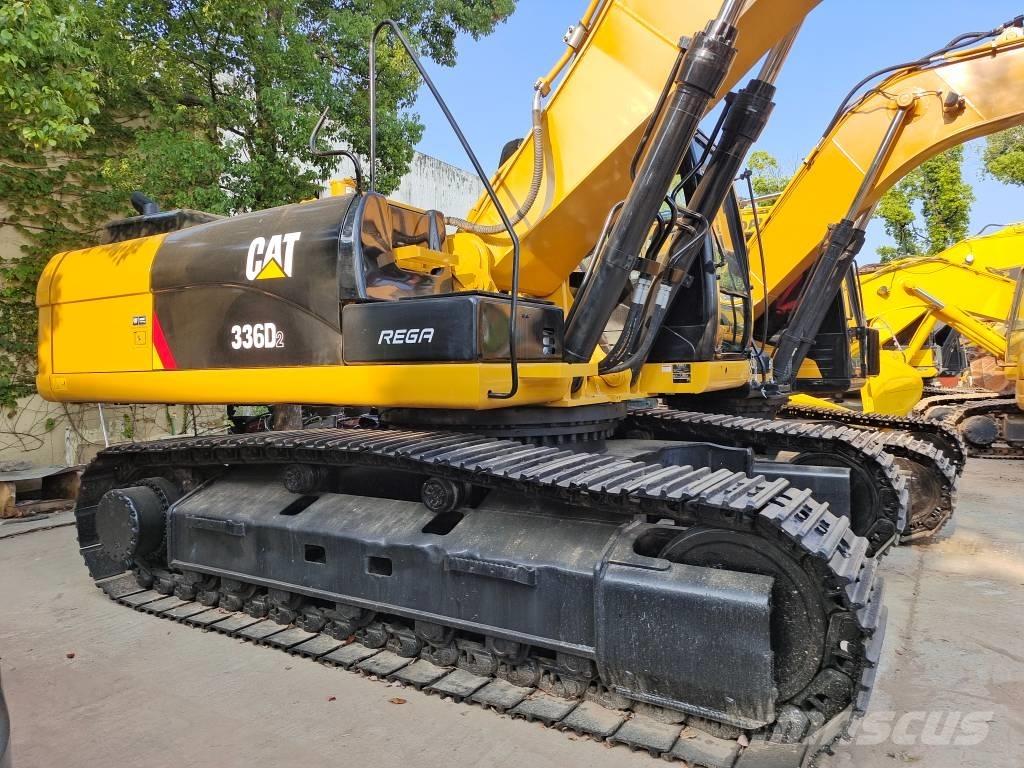CAT 336D2 Roomikekskavaatorid