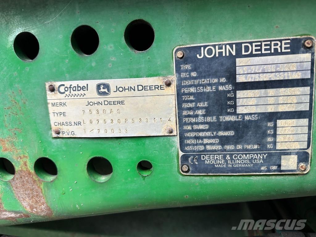 John Deere 7530 Traktorid