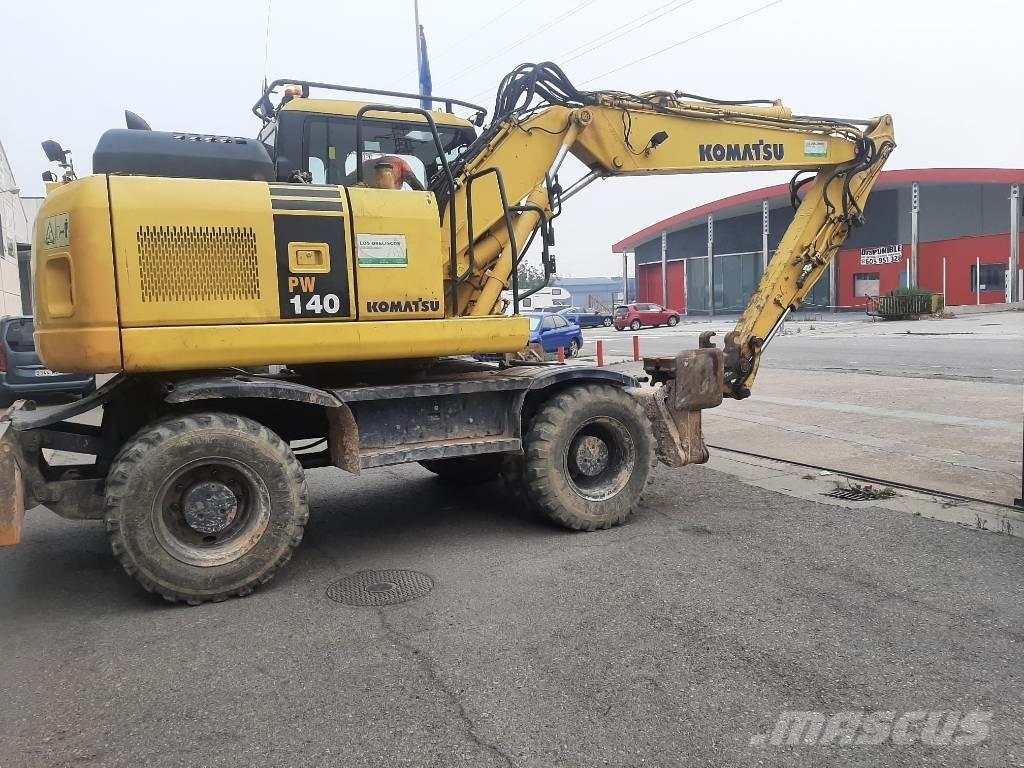 Komatsu PW 140-7 Ratasekskavaatorid