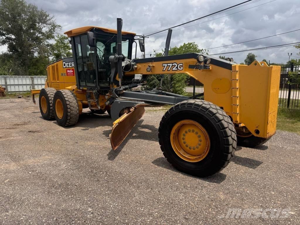 DEERE 772G Greiderid