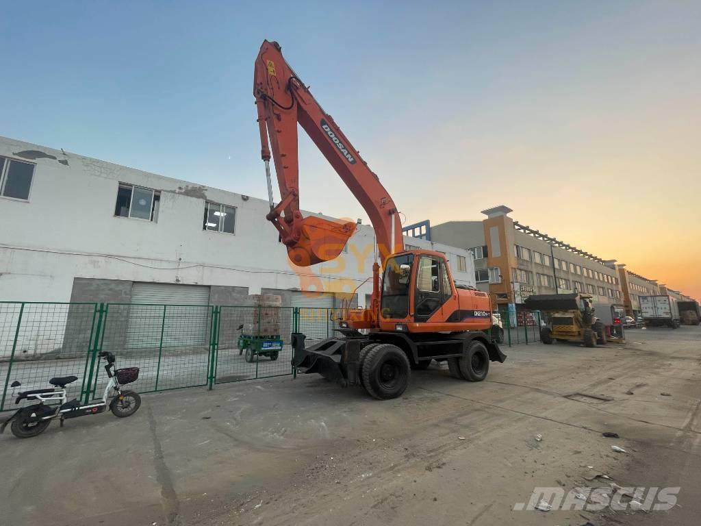 Doosan DH210W-7 Ratasekskavaatorid
