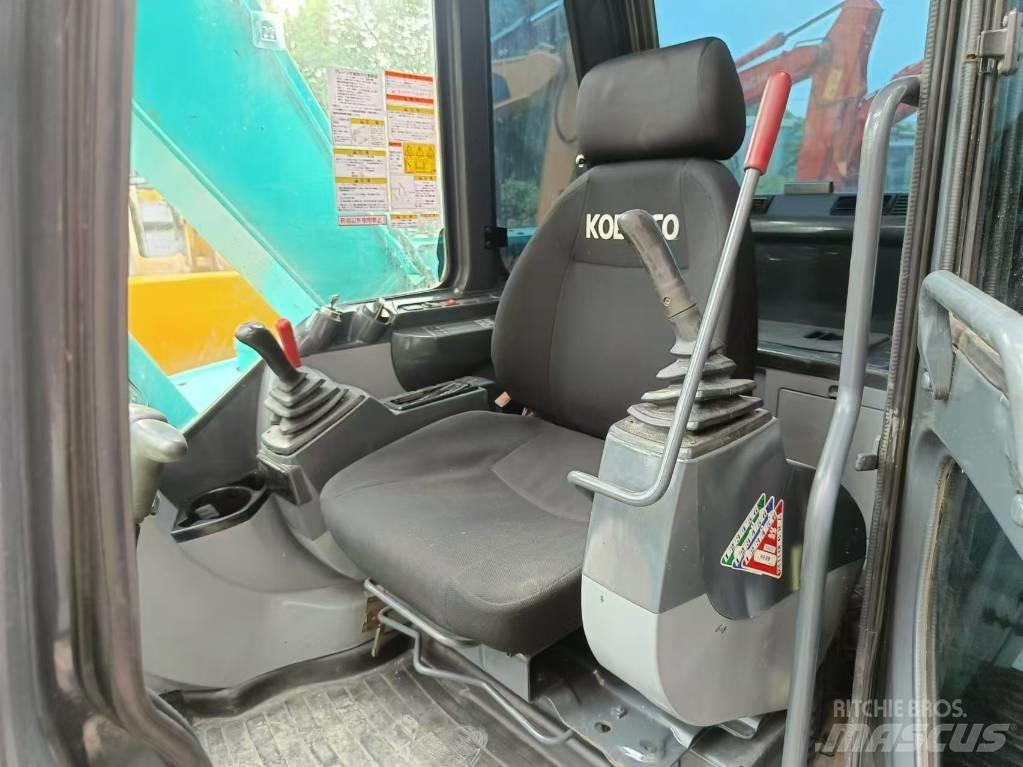 Kobelco SK 75 Väikeekskavaatorid 7t-12t
