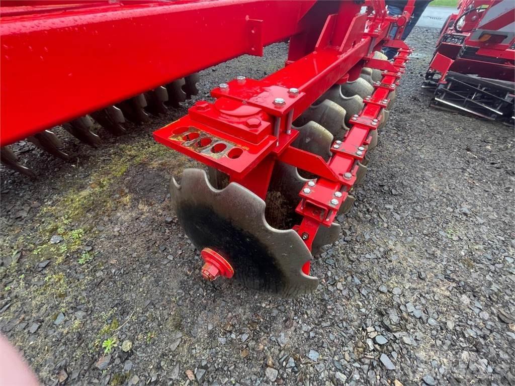 Knoche HX 450 Randaalid