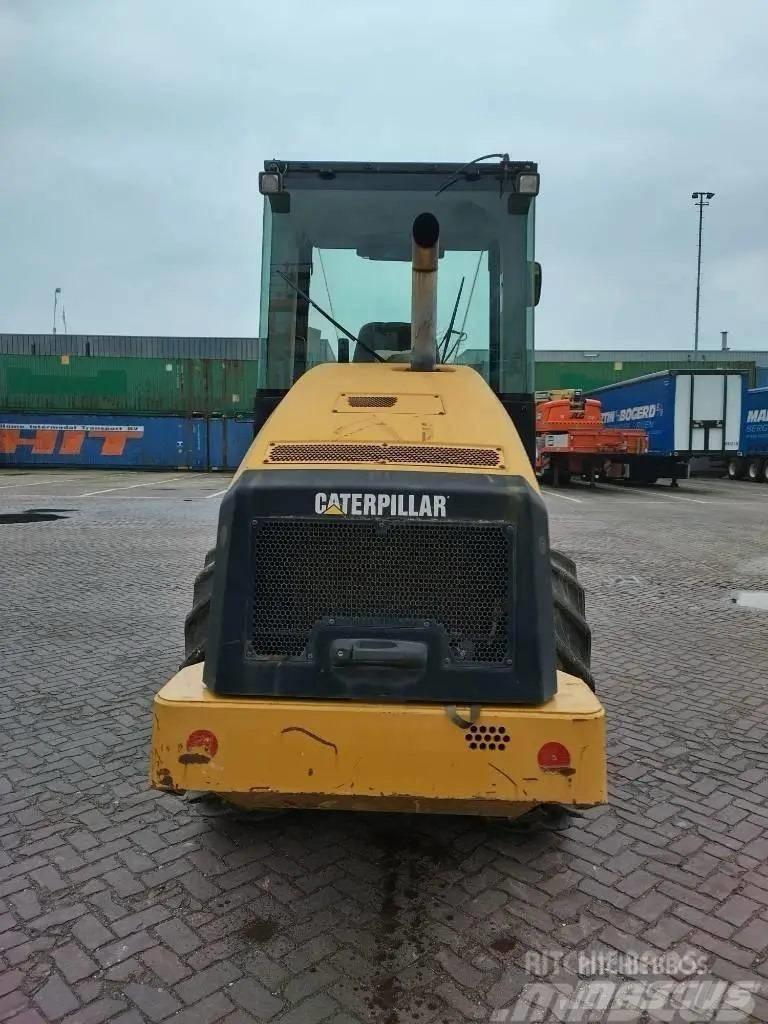 CAT CP 44 Ühe trumliga rullid