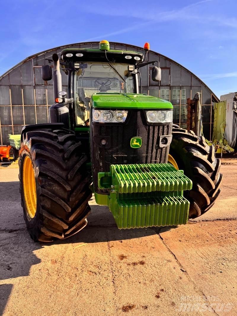 John Deere 8320 R Traktorid