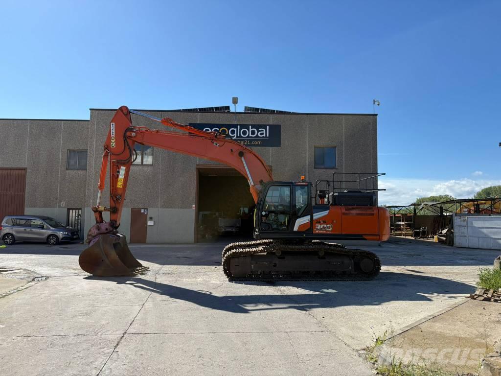 Hitachi ZX 300 LC-7 Roomikekskavaatorid