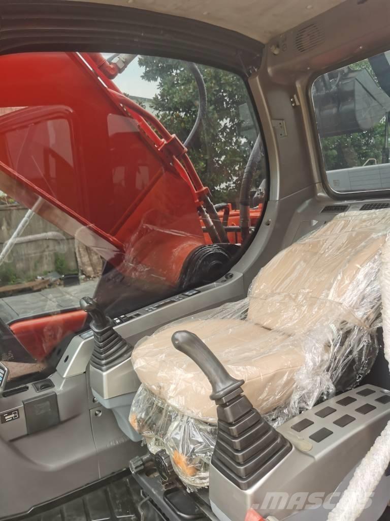 Doosan DX 300 LC Roomikekskavaatorid