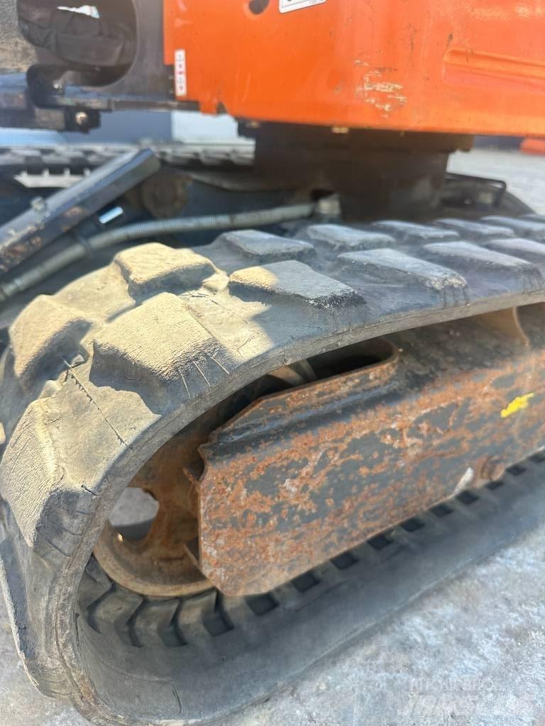 Hitachi ZX 19-6 Miniekskavaatorid < 7 t