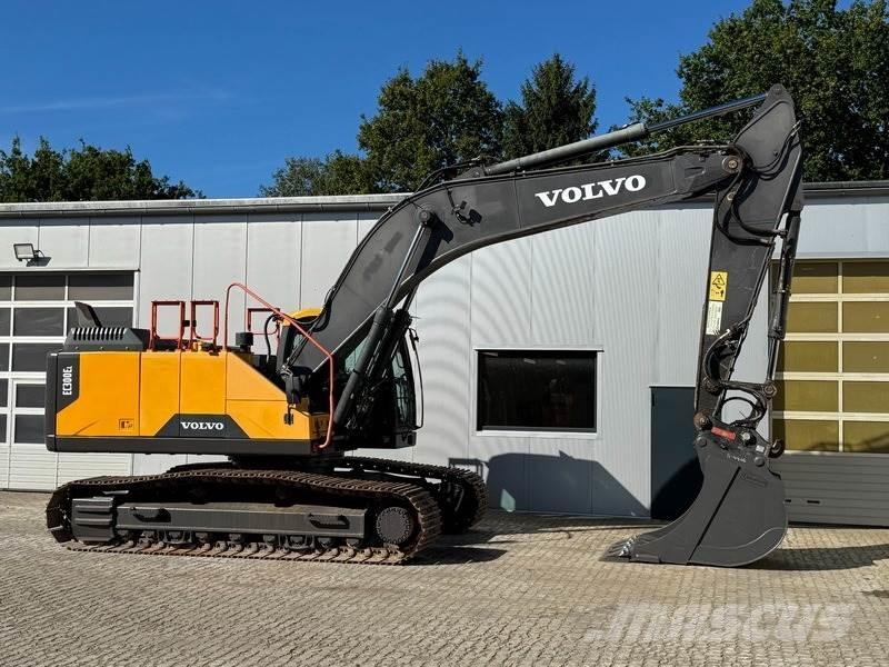 Volvo EC 300 EL Roomikekskavaatorid