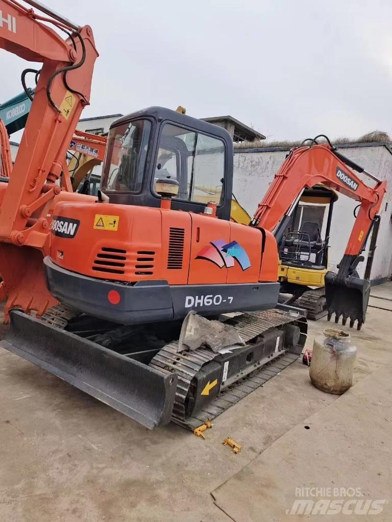 Doosan DH 60-7 Miniekskavaatorid < 7 t