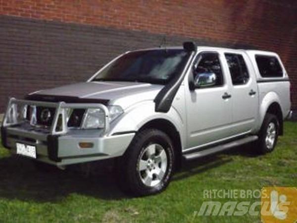 Nissan NAVARA ST-X Kaubikud