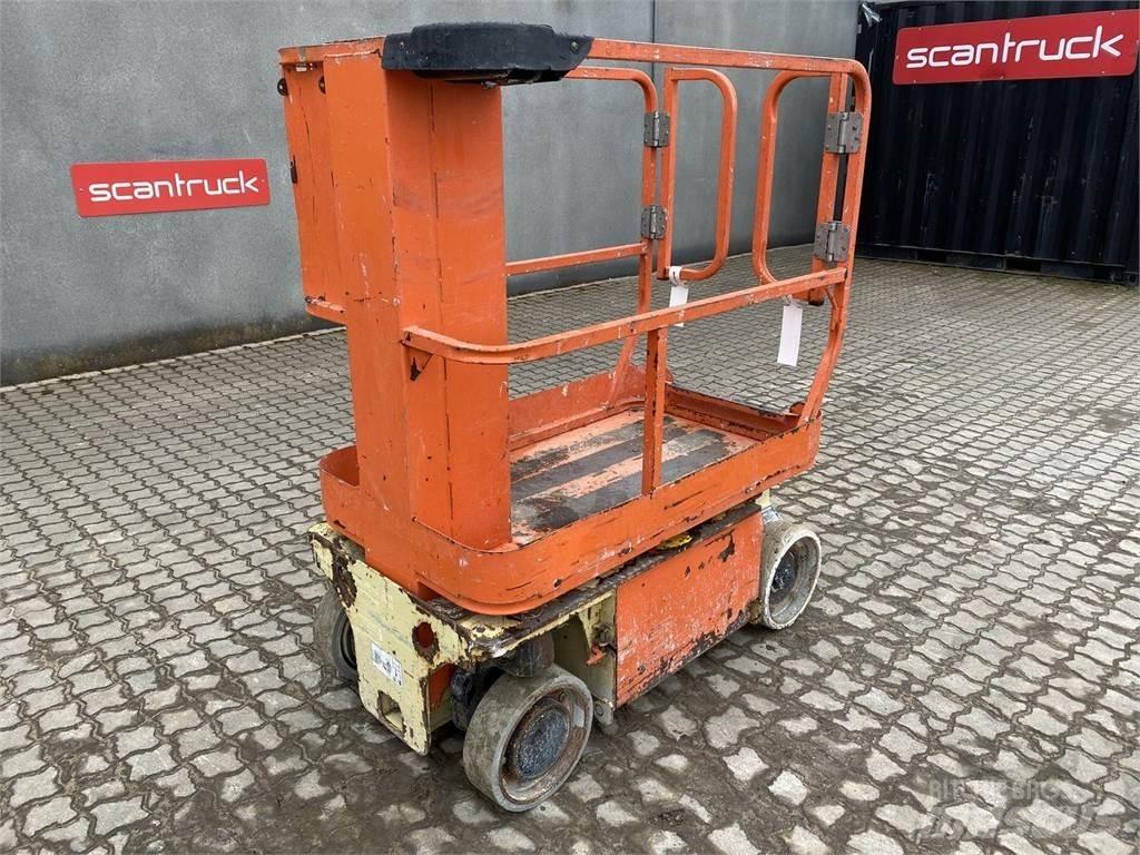 JLG 1230ES Vertikaalsed mast tõstukid