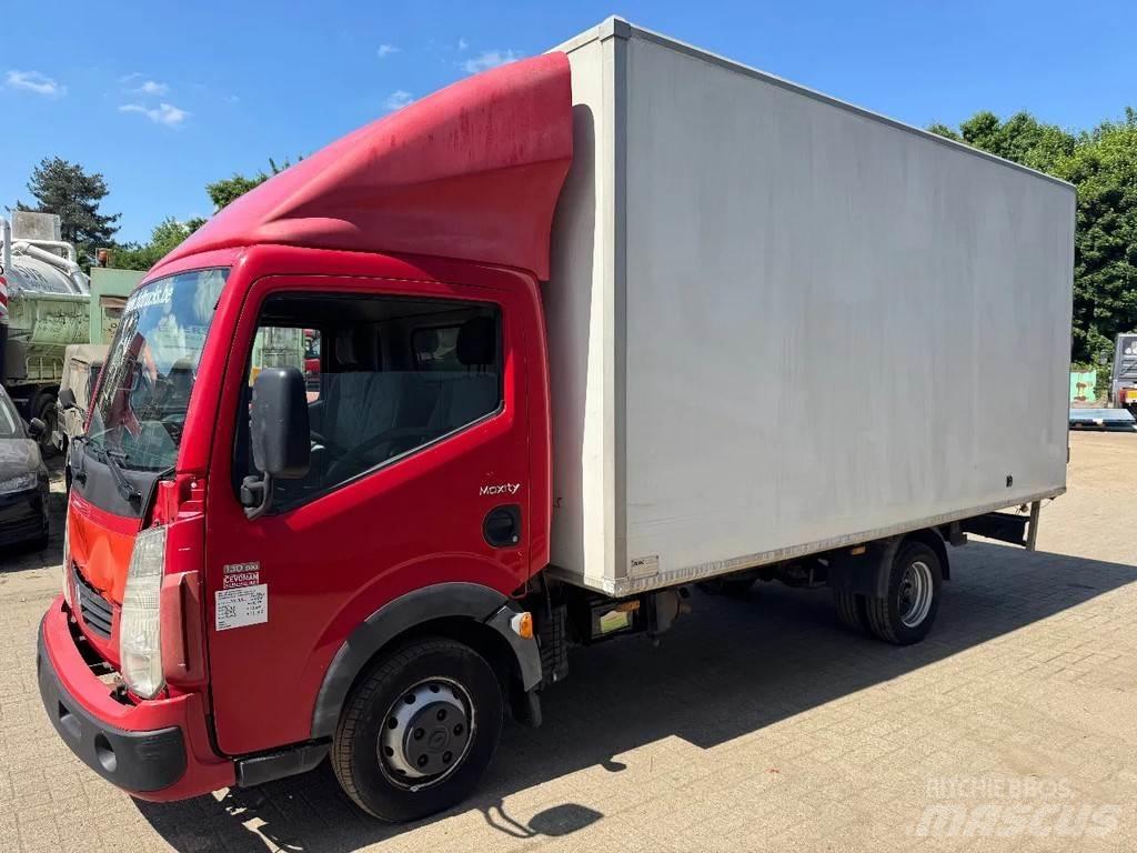 Renault Maxity 130 Muu