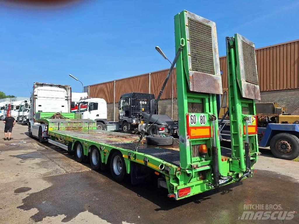 Kässbohrer LOWBED Raskeveo poolhaagised