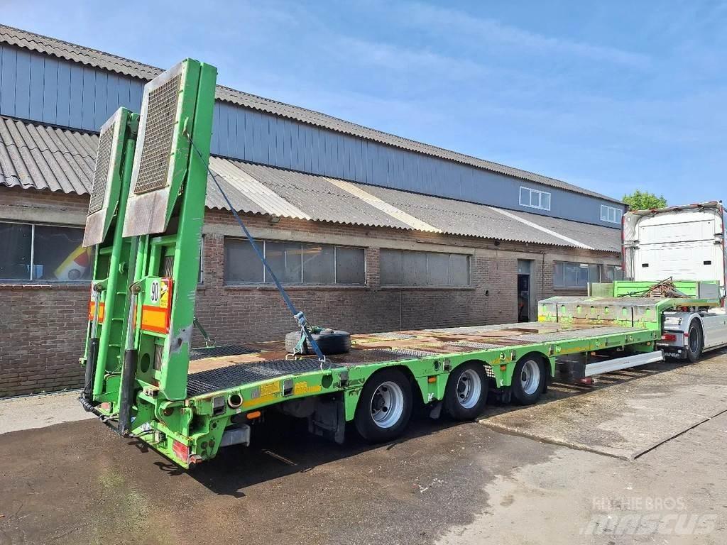 Kässbohrer LOWBED Raskeveo poolhaagised