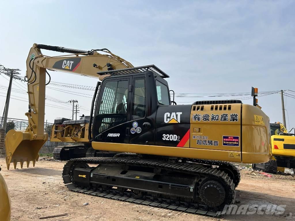 CAT 320 D L Roomikekskavaatorid