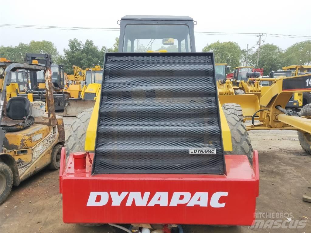 Dynapac CA 251 D Ühe trumliga rullid
