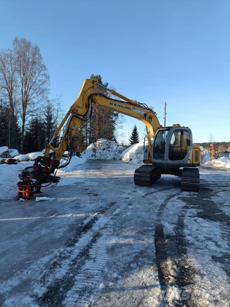 New Holland 135 SR Roomikekskavaatorid