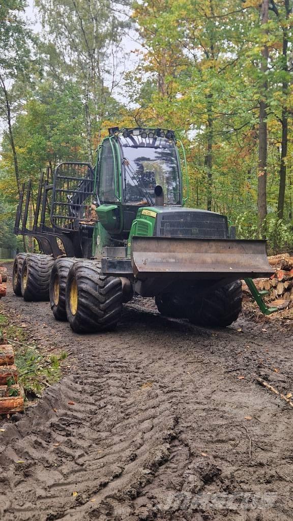 John Deere 1010 E Forwarderid