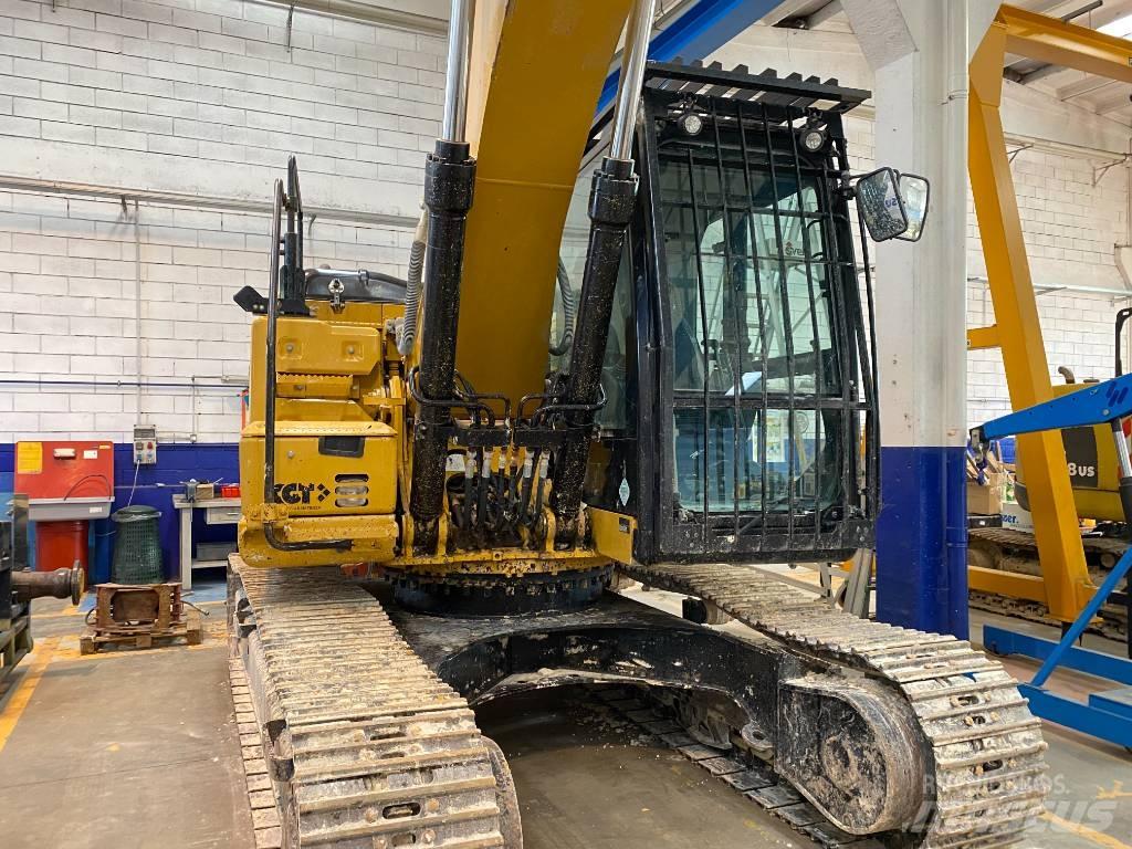 CAT 323F LN Roomikekskavaatorid