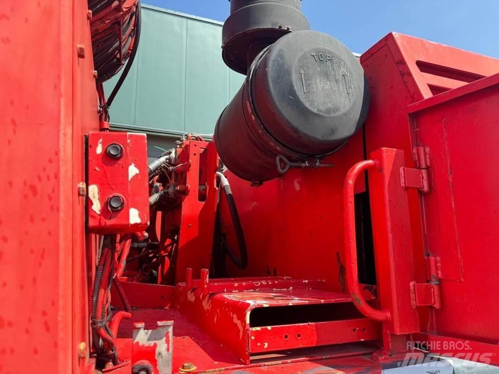 O&K MH6 Materjalikäitlusmasinad