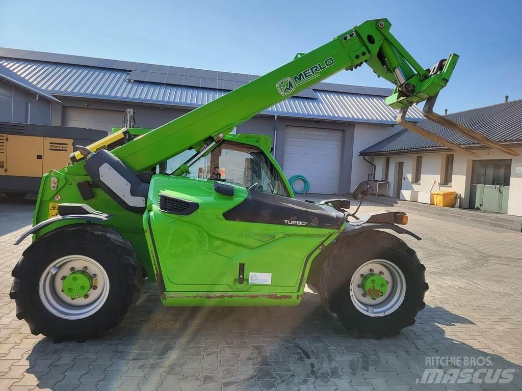 Merlo TF33.7 Mitmeotstarbelised laadurid