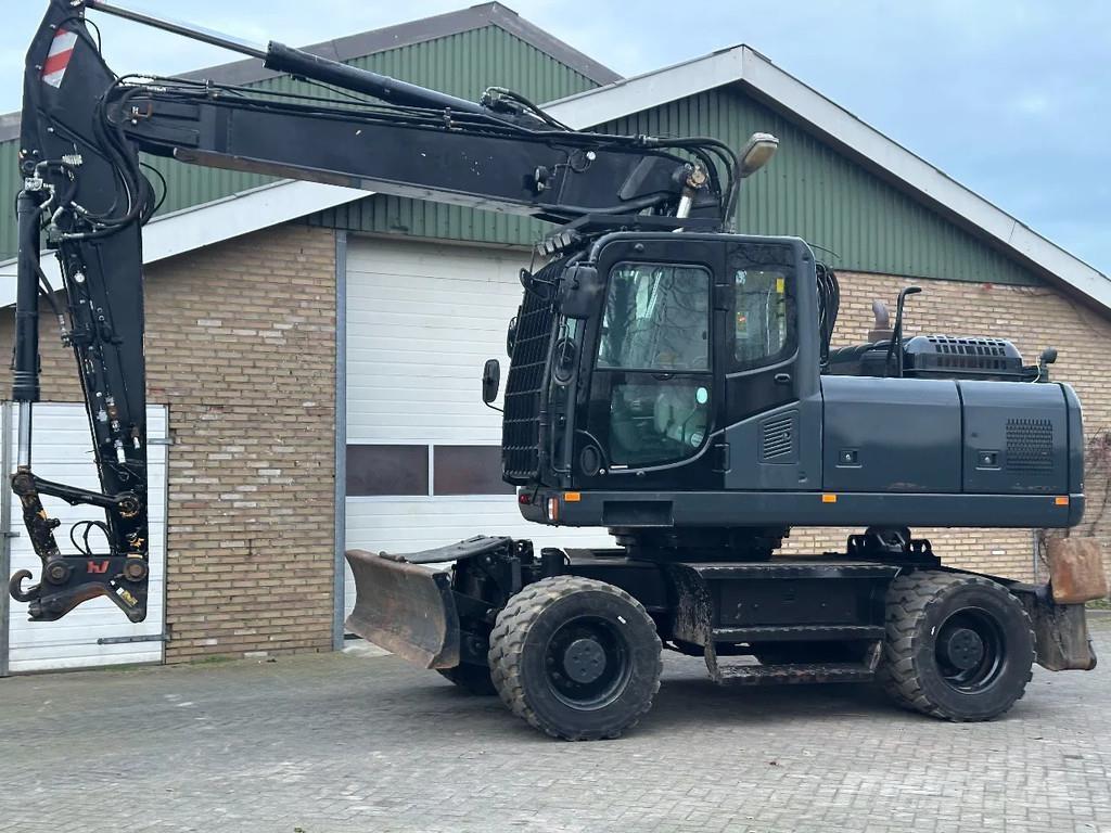 Komatsu PW200-7EO Ratasekskavaatorid