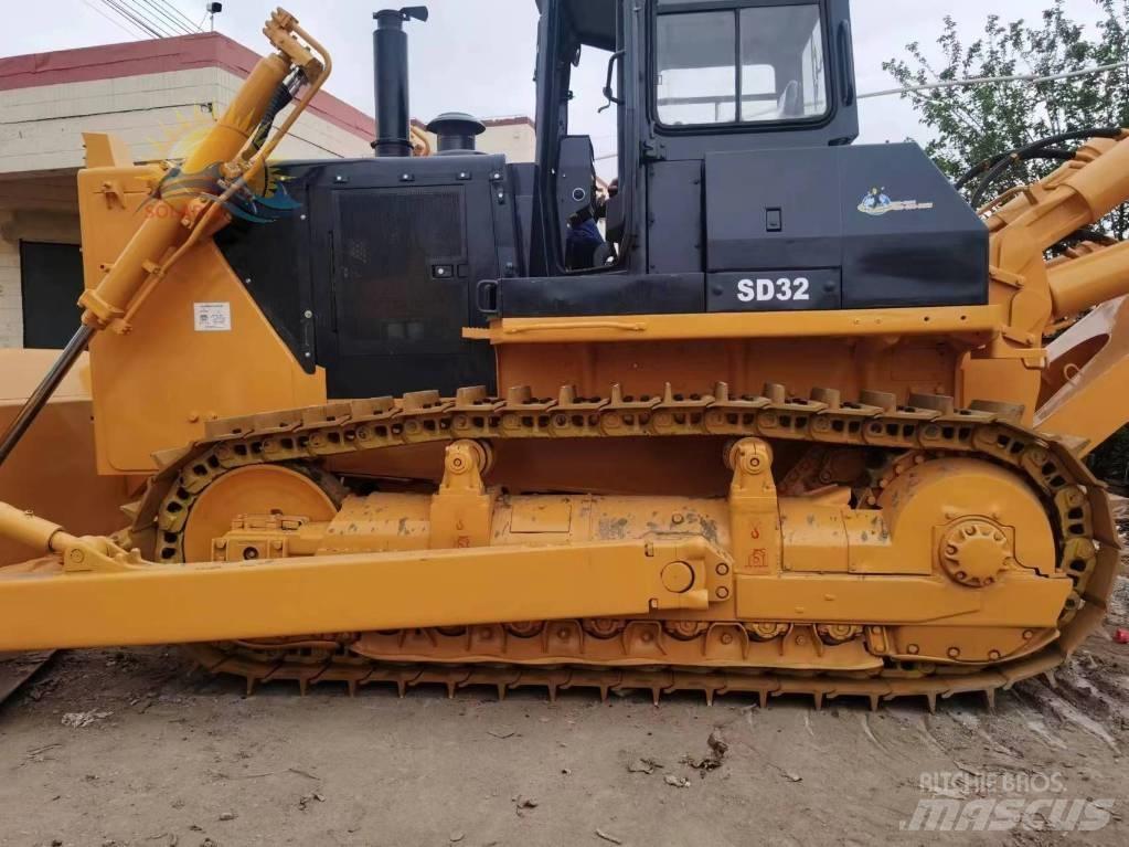 Shantui SD 32 Buldooserid