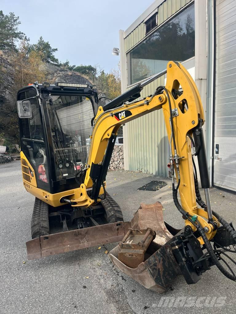 CAT 301.7 D Rototilt Miniekskavaatorid < 7 t