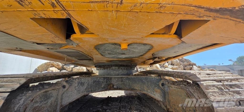 Liebherr 924 Roomikekskavaatorid