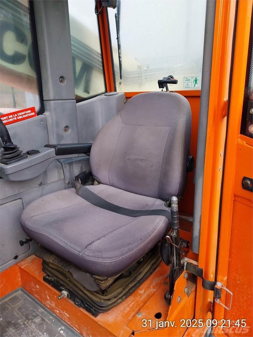JLG 3513PS Teleskooplaadurid