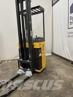 Atlet A/160STJN420 Platvormiga virnastajad