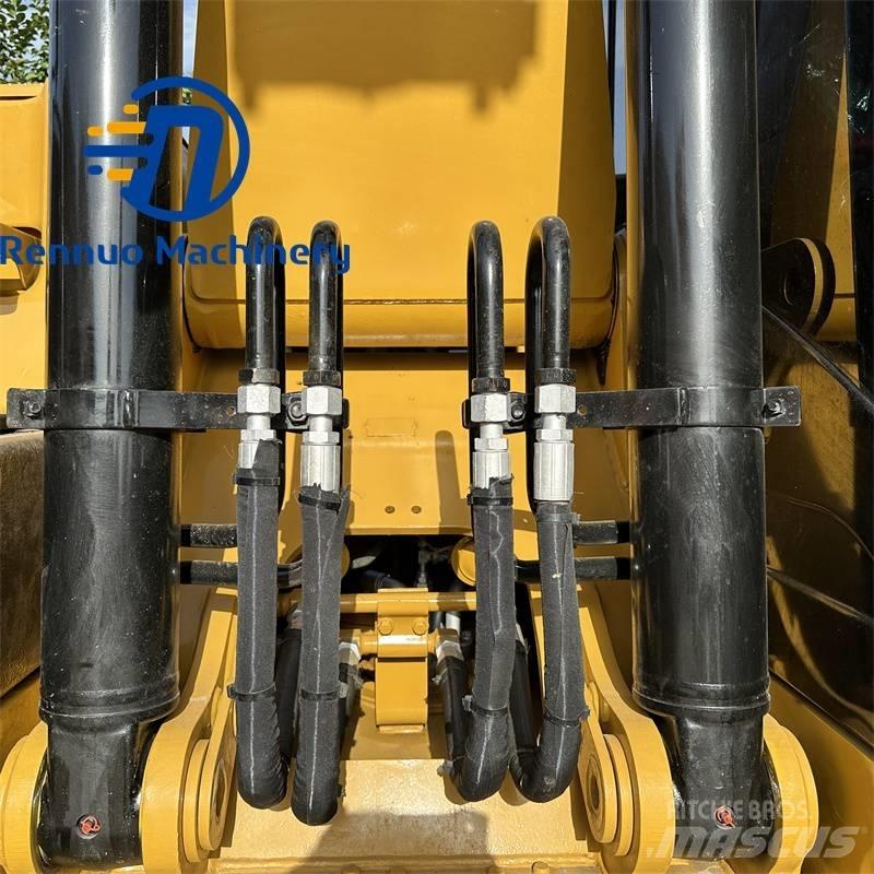 CAT 320D2 Roomikekskavaatorid