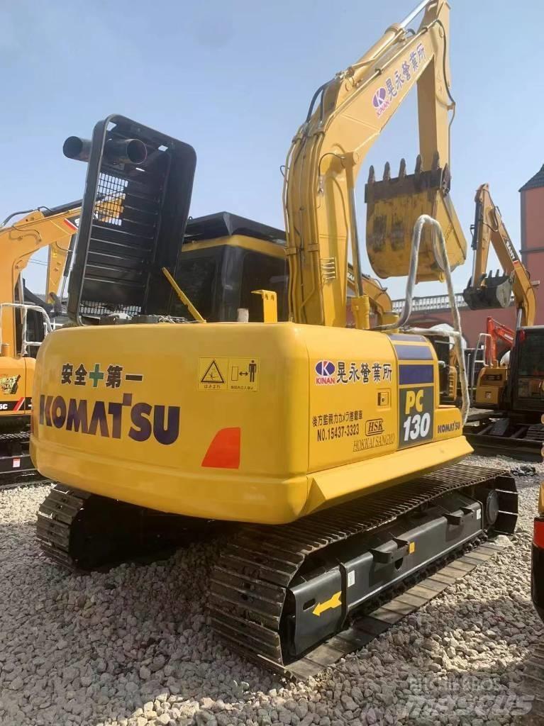 Komatsu PC 130-7 Väikeekskavaatorid 7t-12t