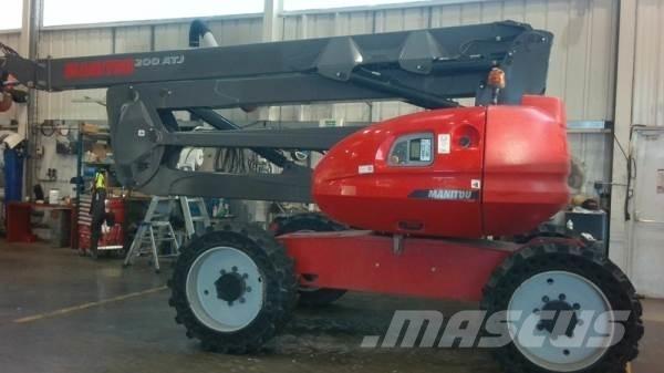 Manitou 200ATJ Iseliikuvad poomtõstukid