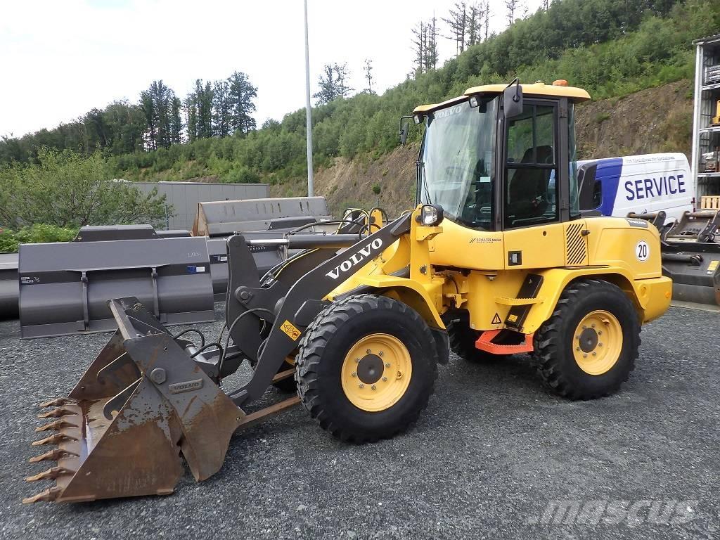 Volvo L 30 G Rataslaadurid