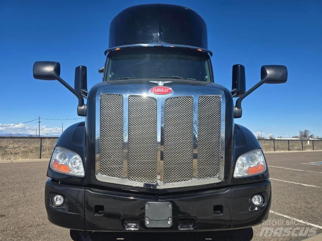 Peterbilt 579 Sadulveokid
