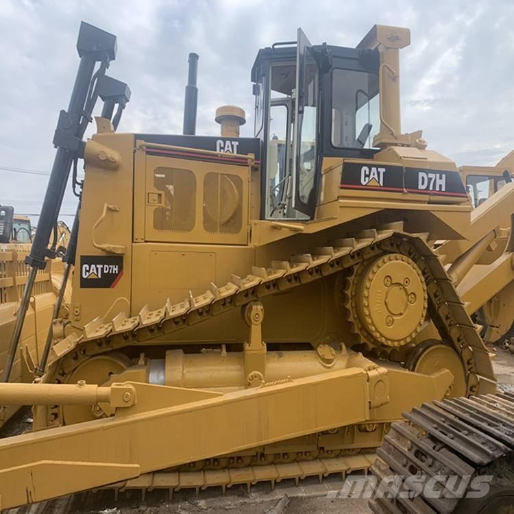 CAT D7H Buldooserid