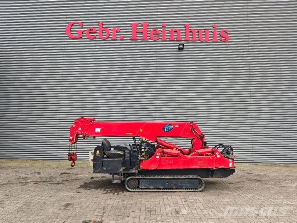 Unic URW 506 CDE Roomikkraanad