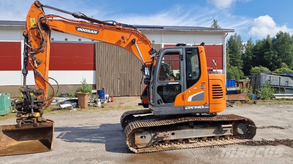 Doosan DX 140 LCR Roomikekskavaatorid