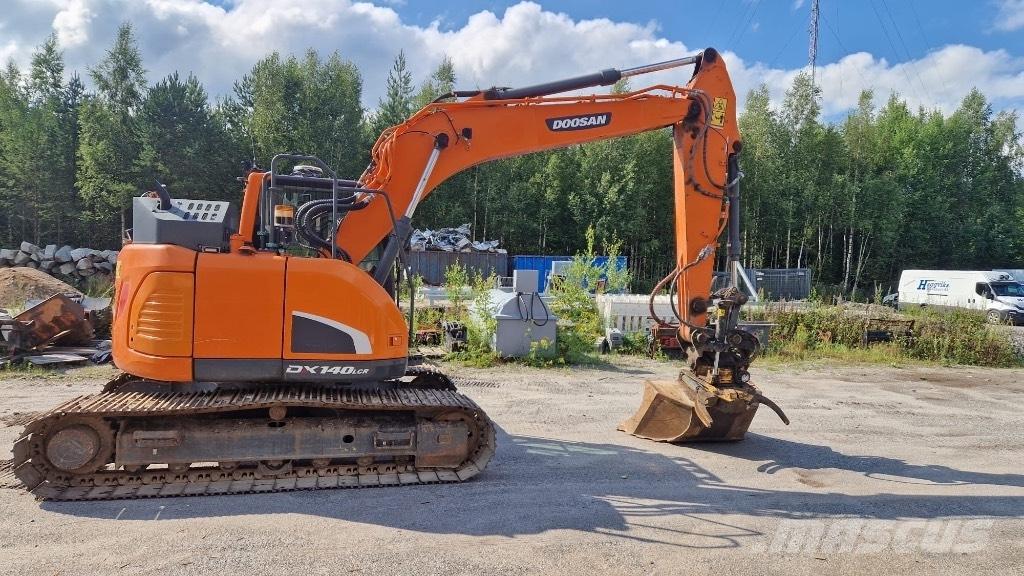 Doosan DX 140 LCR Roomikekskavaatorid