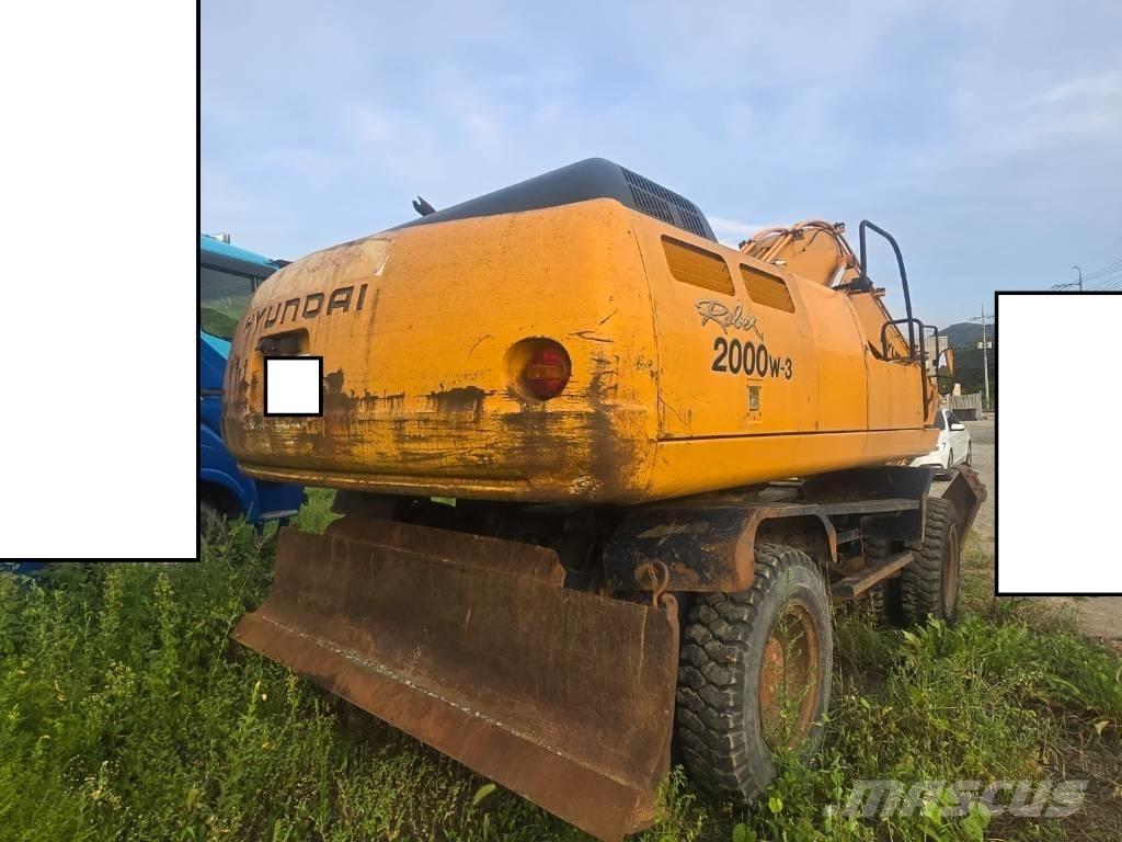 Hyundai Robex 2000W Ratasekskavaatorid