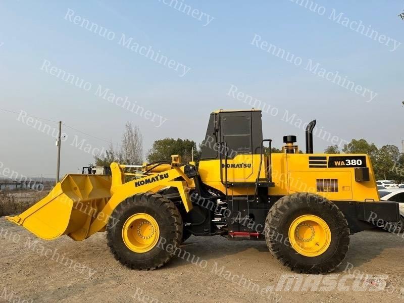 Komatsu WA380 Rataslaadurid