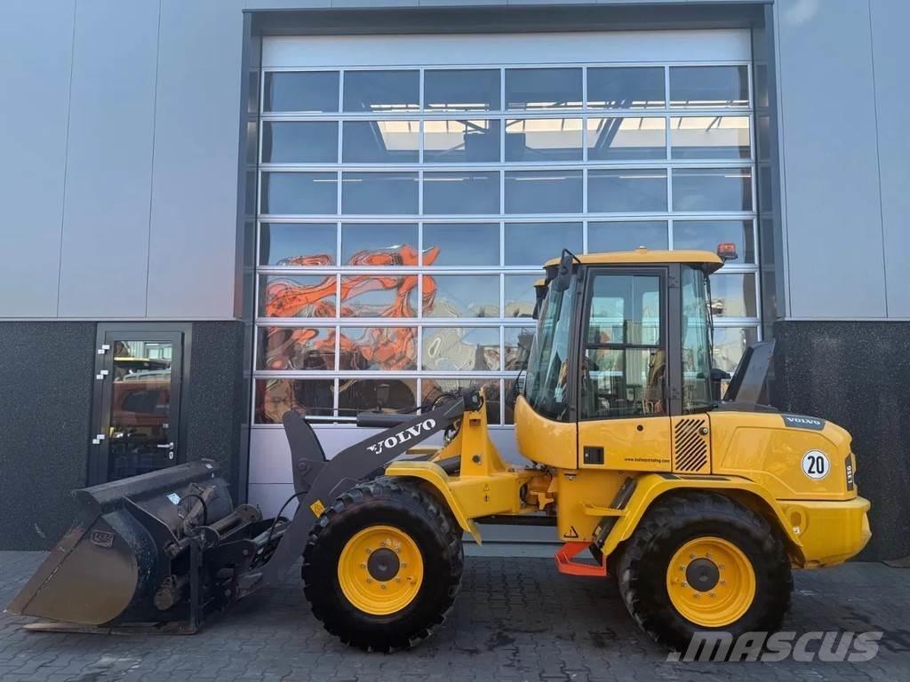 Volvo L35G Rataslaadurid