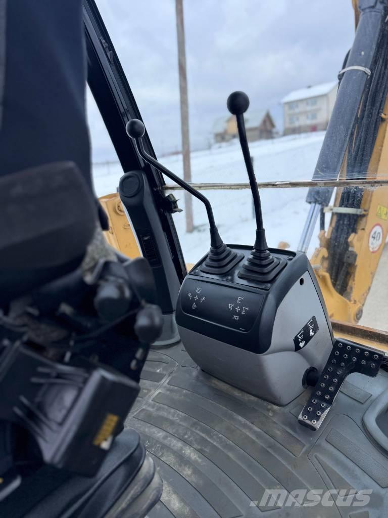 CAT 428 E Ekskavaatorlaadurid