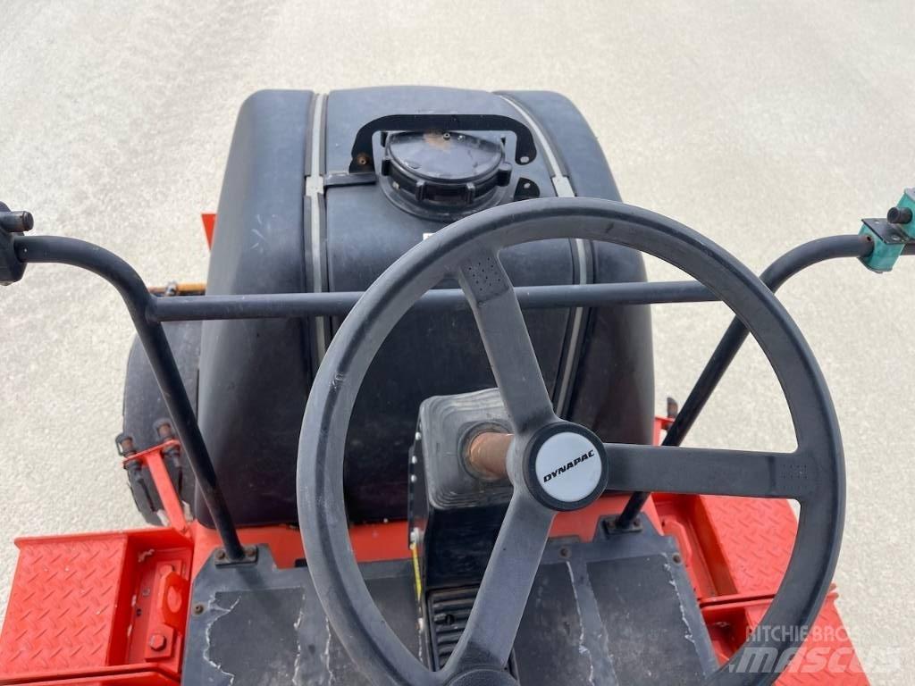 Dynapac CP 142 Pneumorehvidega rullid