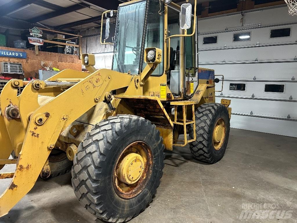 Fiat-Hitachi FR 100 Rataslaadurid