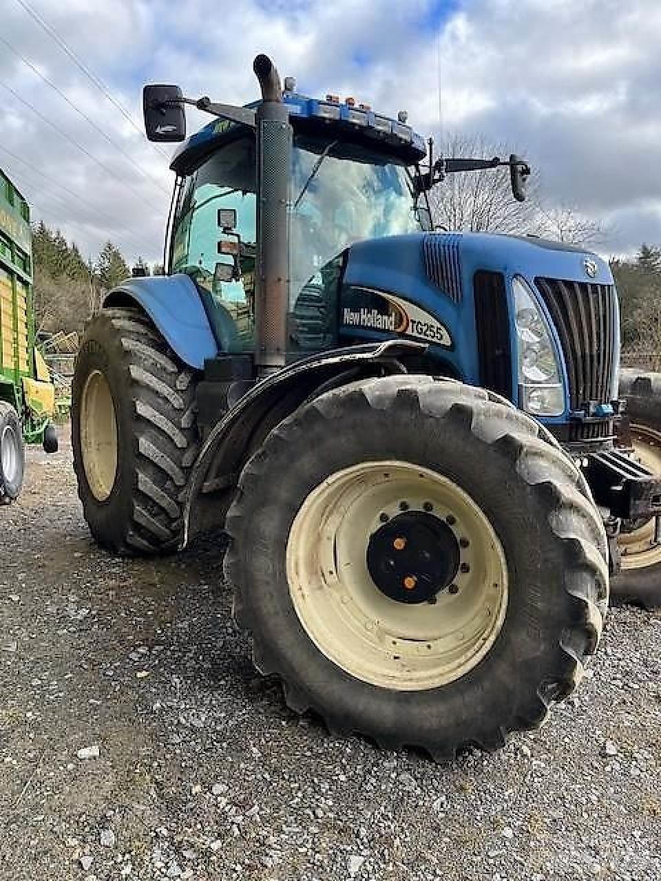 New Holland TG255 Traktorid