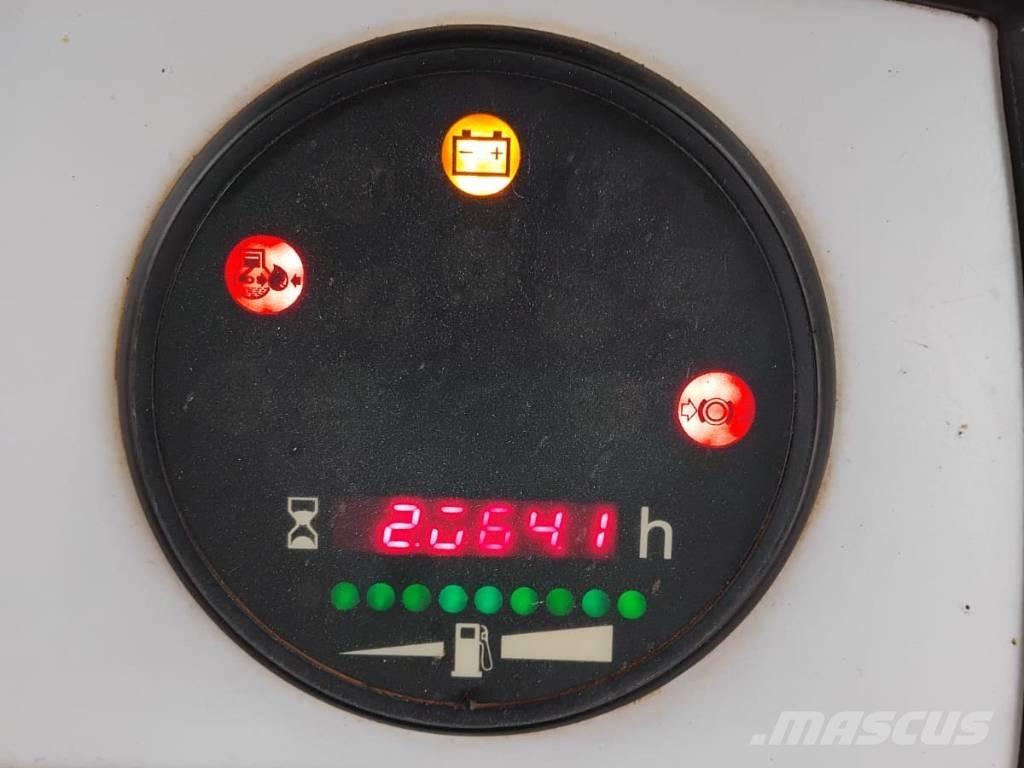 Bomag BW 177 D-4 Pinnasetihendajad