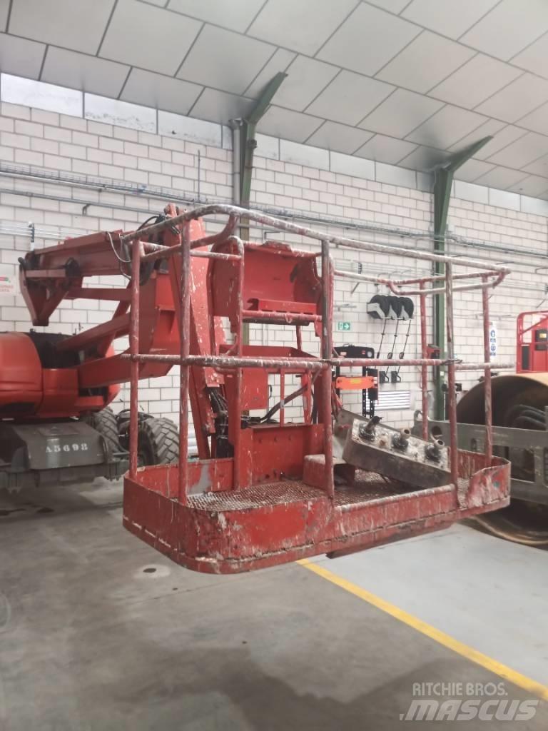 Manitou 160 ATJ Iseliikuvad poomtõstukid